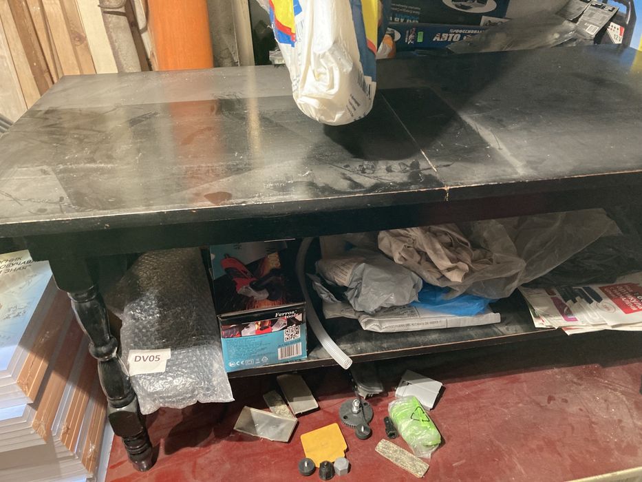 Масивна холна маса