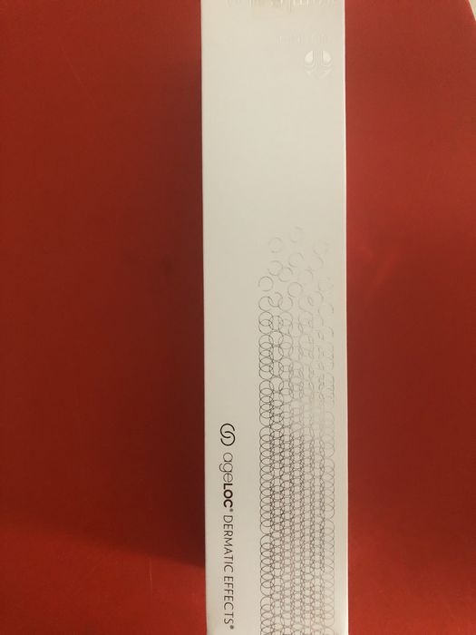 Ageloc Dermatic Effects - crema impotriva celulitei si a vergeturilor