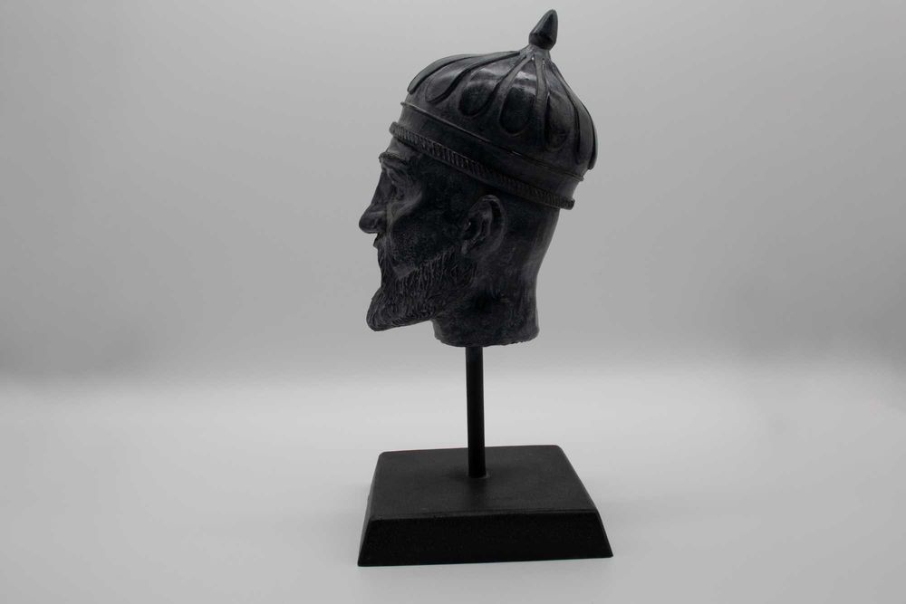Портретна глава „Хан Крум“ – Крум Страшни | Ръчно изработена скулптура
