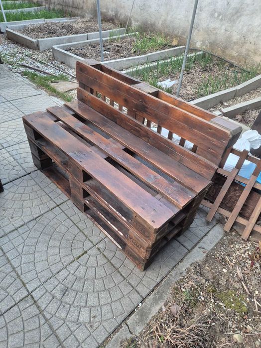 Дървени пейки от палета
