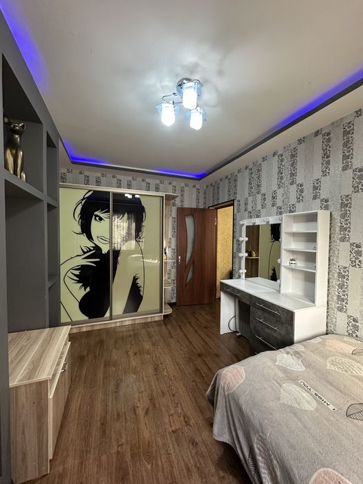 Продаю 3-х комнатную квартиру еа Чиланзаре 20а ,