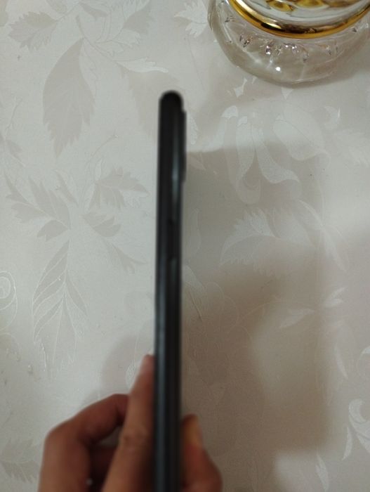 Samsung A12 holati yaxwi. Dokument karobkalari bor. Narxi keliwiladi