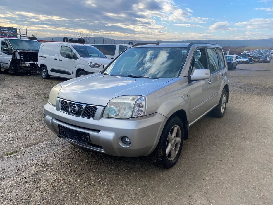 Dezmembrez piese Nissan X Trail T30