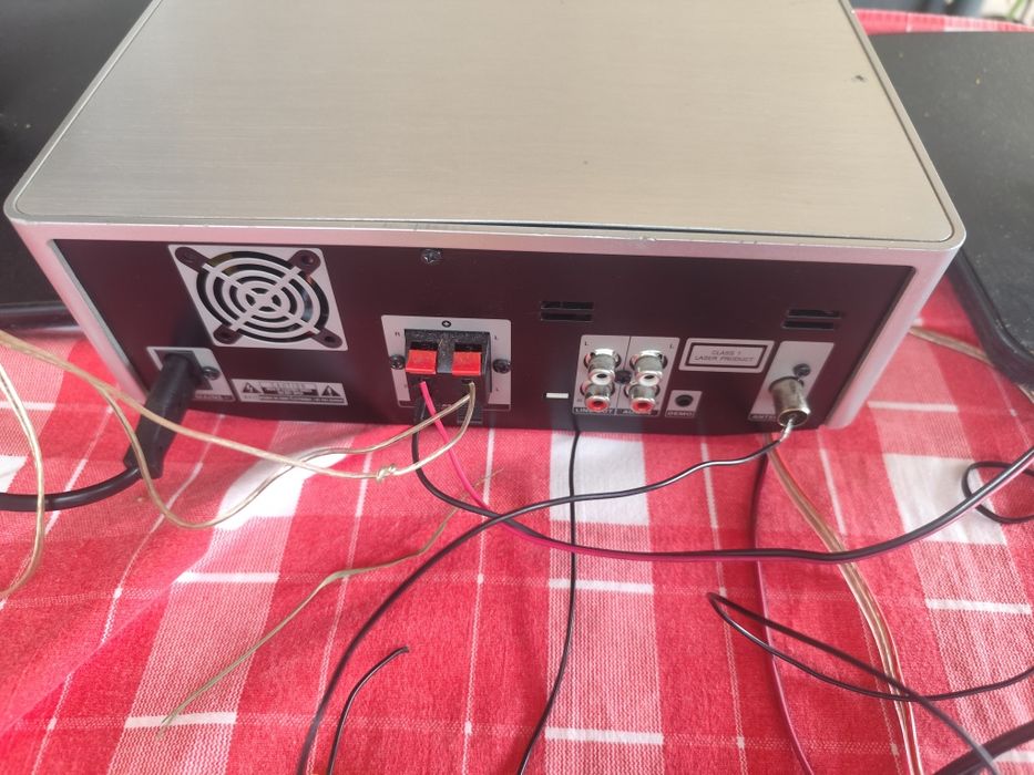 Denon avr 500 funcționează 10 din 10