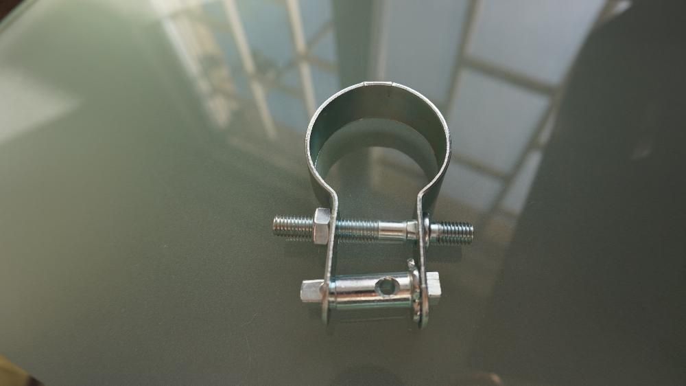 Скоба с вграден обтегач