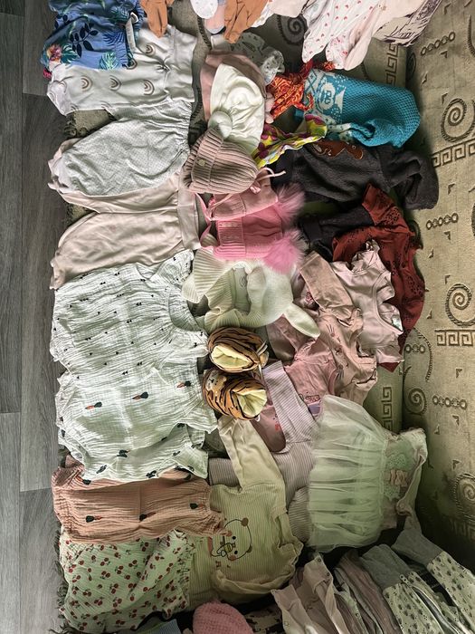 Продам детские вещи