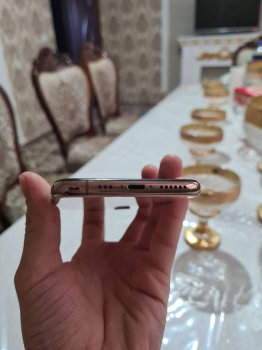 Iphone xs Gold LLA radnoy ideal xolatda