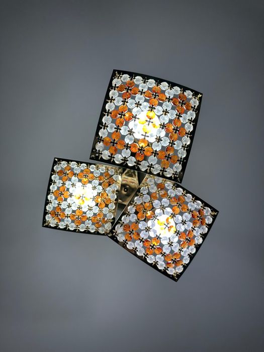 Продаётся люстра и плафон