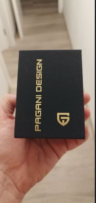 Часы Pogani Design