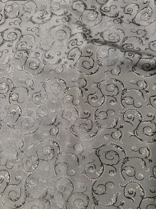 Vand draperii culoarea maro