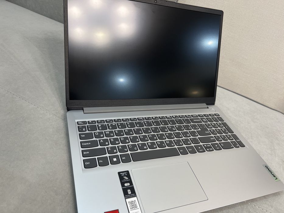 Продается новый Ноутбук Lenovo .