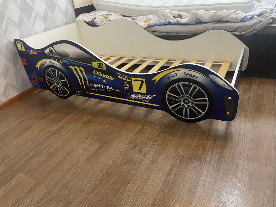 Кровать машина машинка