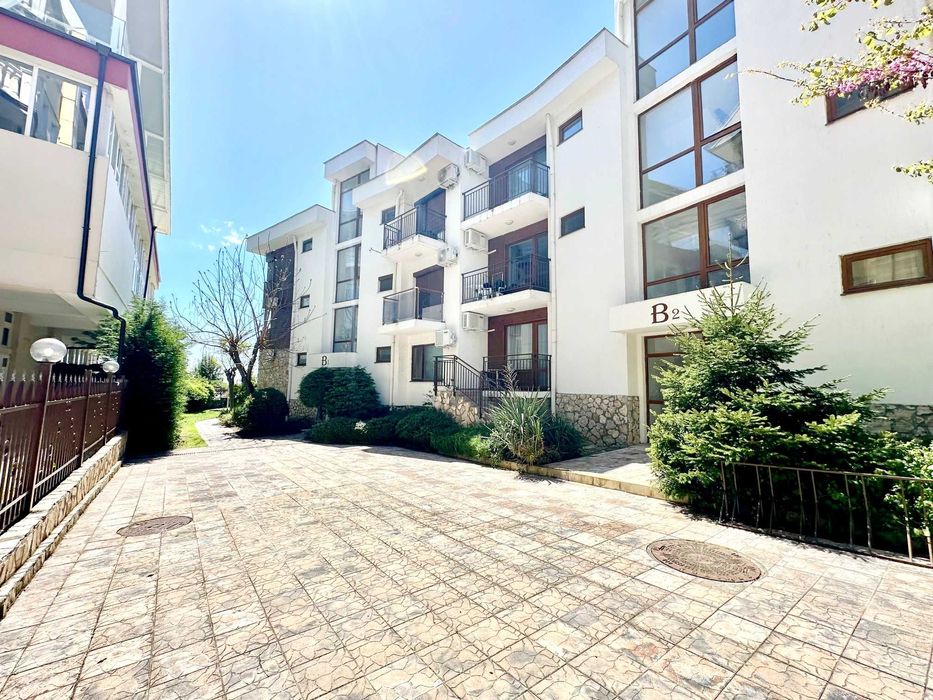 Продава се Тристаен апартамент в к.к. Елените - 103 кв.м за 1020 €/кв.м - Снимка #16