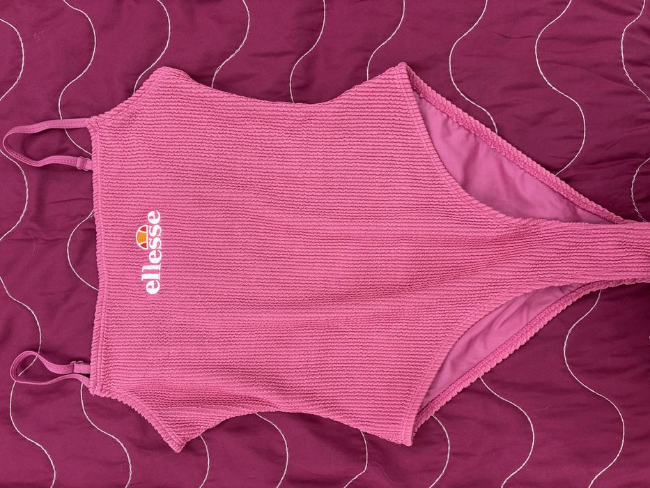 Розов бански на ellesse