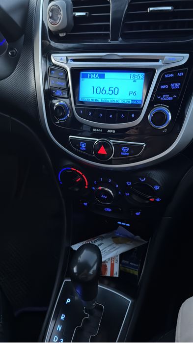 Продам машину хундай