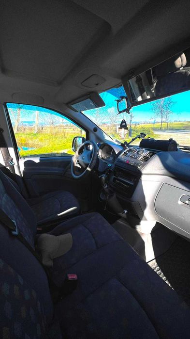 Mercedes Vito 2,2 cdi  8+1 persoane