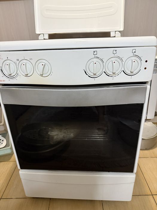 Продам газовую плиту АVA