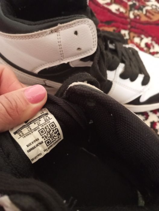 Красовкы АК 38 150 кара 37 размер 180мын180000