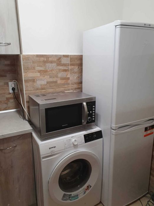 Дава се под наем Двустаен апартамент в Пловдив, Гагарин - 50 кв.м за 382.5 € - Снимка #3