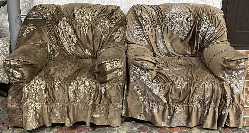 Продам большой диван и кресла