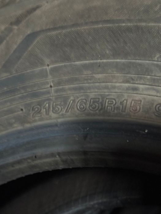 Шины 215 /65/15 срочно продам