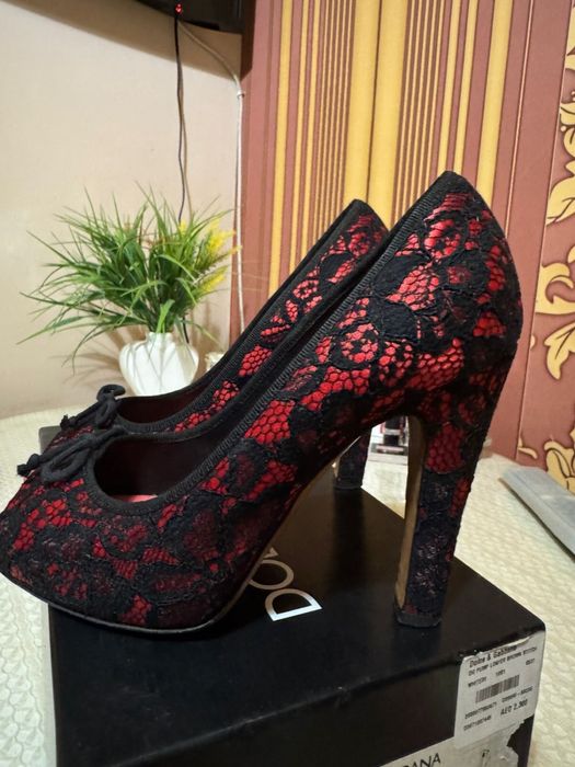 Продам туфли оригинал