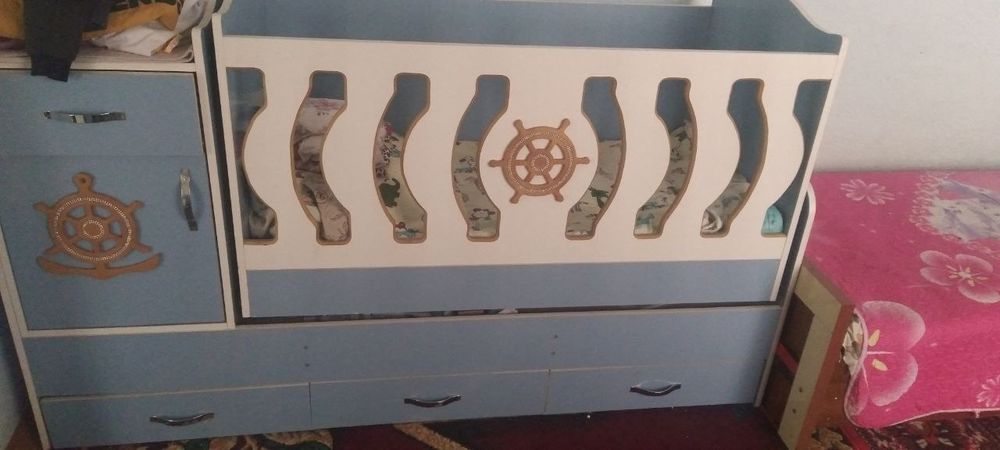 Bollalar mebili holati i a'lo darajada hechqayeri sinmagan yangidek ..