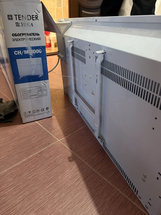 Обогреватель YIKA CHM 2000 новый