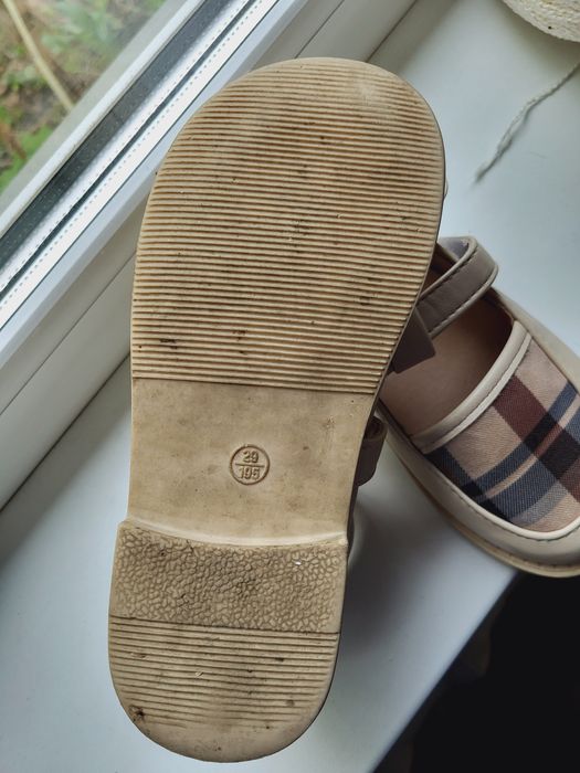 Продам обувь 29р