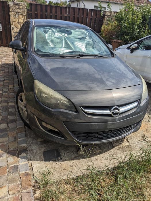 OPEL Astra 2013 — imagine 4