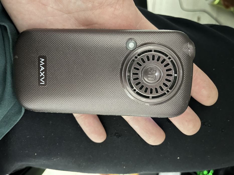 Maxvi B5 Телефон для связи