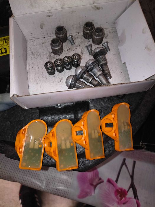 Датчици за налягането в гумите BMW