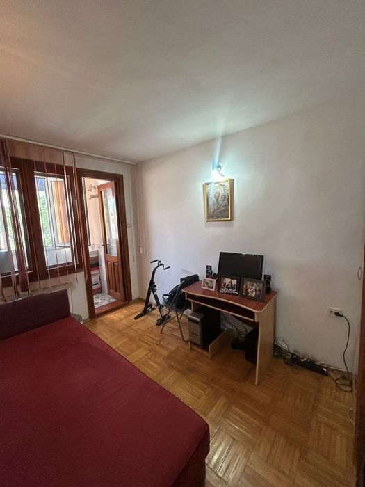 Apartament 3 camere etaj 2 sud