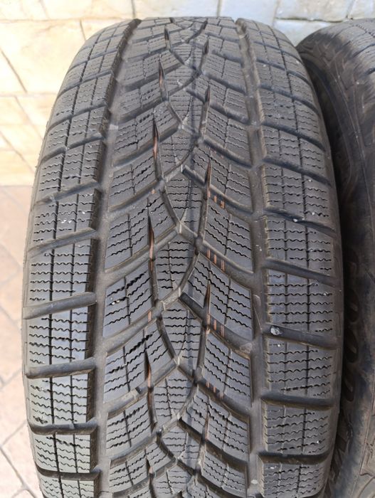Нови гуми Good year 235/60/18 Ultra grip Performance+, dot 2025