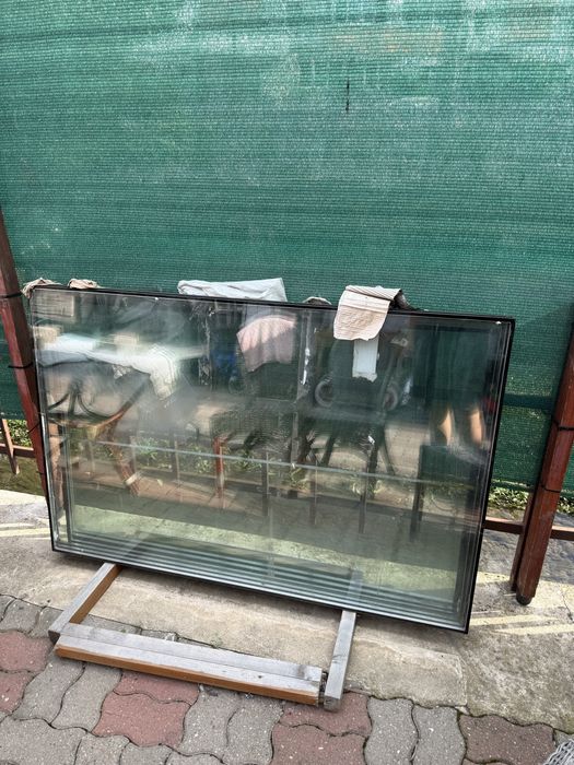 Ferestre PVC cu geam termopan + ramă PVC VEKA