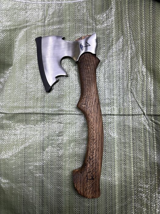 Продаются топоры