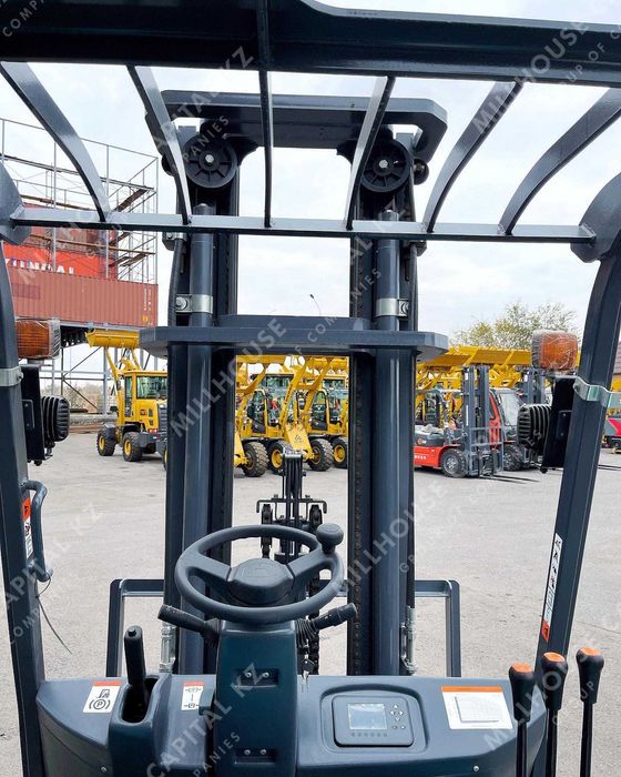 Вилочный погрузчик Goodsense FB30 ELECTRO