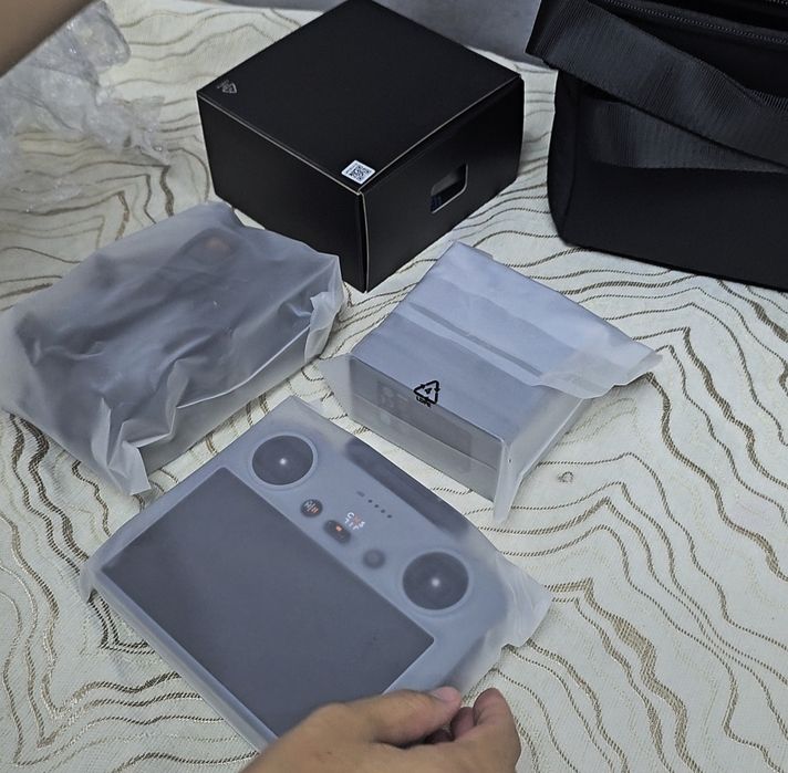 продам дрон DJI Mini 5 Pro Fly More Combo Plus (DJI RC 2)