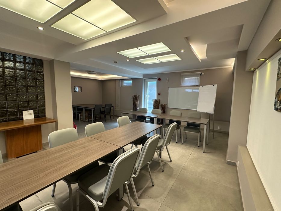 Inchiriez sala conferinte evenimente private