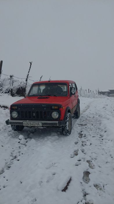 Ваз 2121 нива сотилади