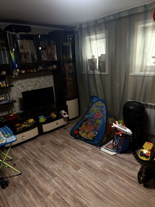 Продам дом в отличном районе