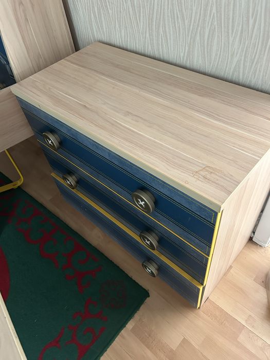 Продаю мебель