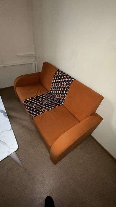 Devan sotiladi 800 mindan 1 2 oy ishlatilgan  800 min so’mdan