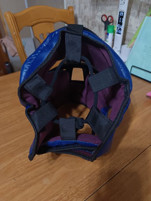 Шлем спортивный (новый)!