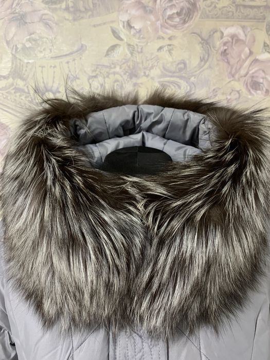 Продам пуховик женский