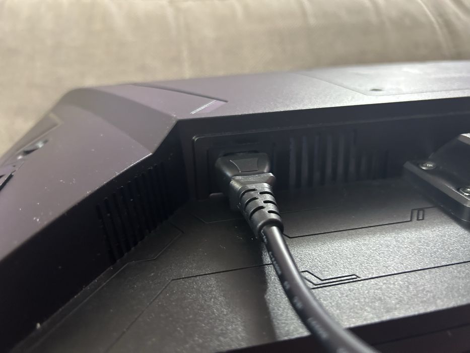 Monitor de Gaming 144Hz 1ms ASUS TUF