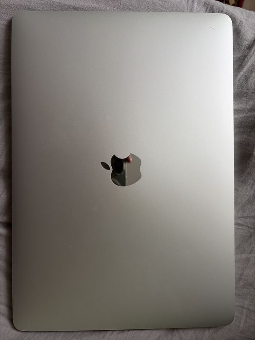 Macbook air m1 2020