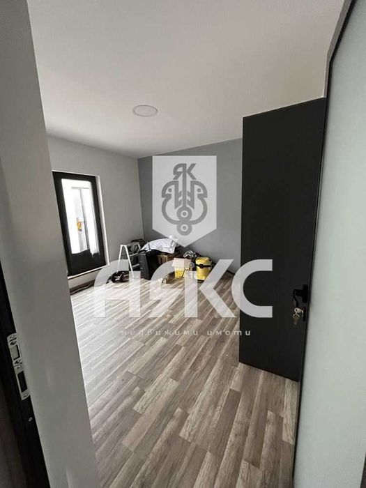 Едноетажна къща в с. Симеоновец