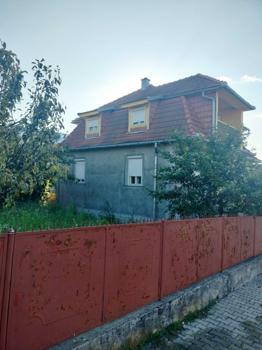 De vanzare casa zona Mulatau