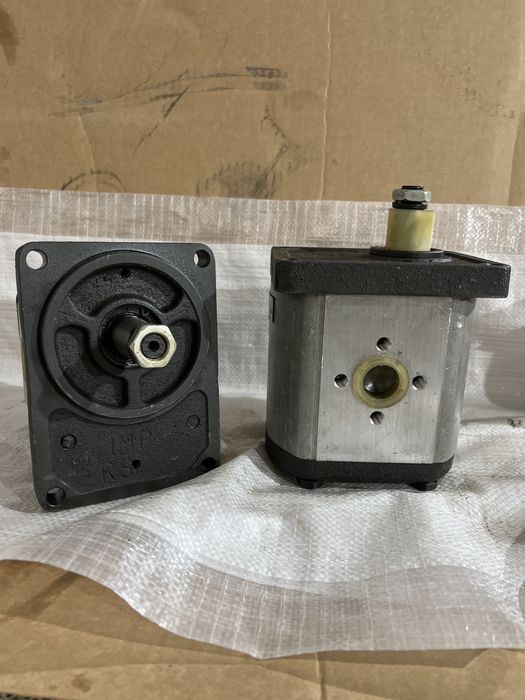 Pompa hidraulica incarcator frontal bosch 60 l pe minut